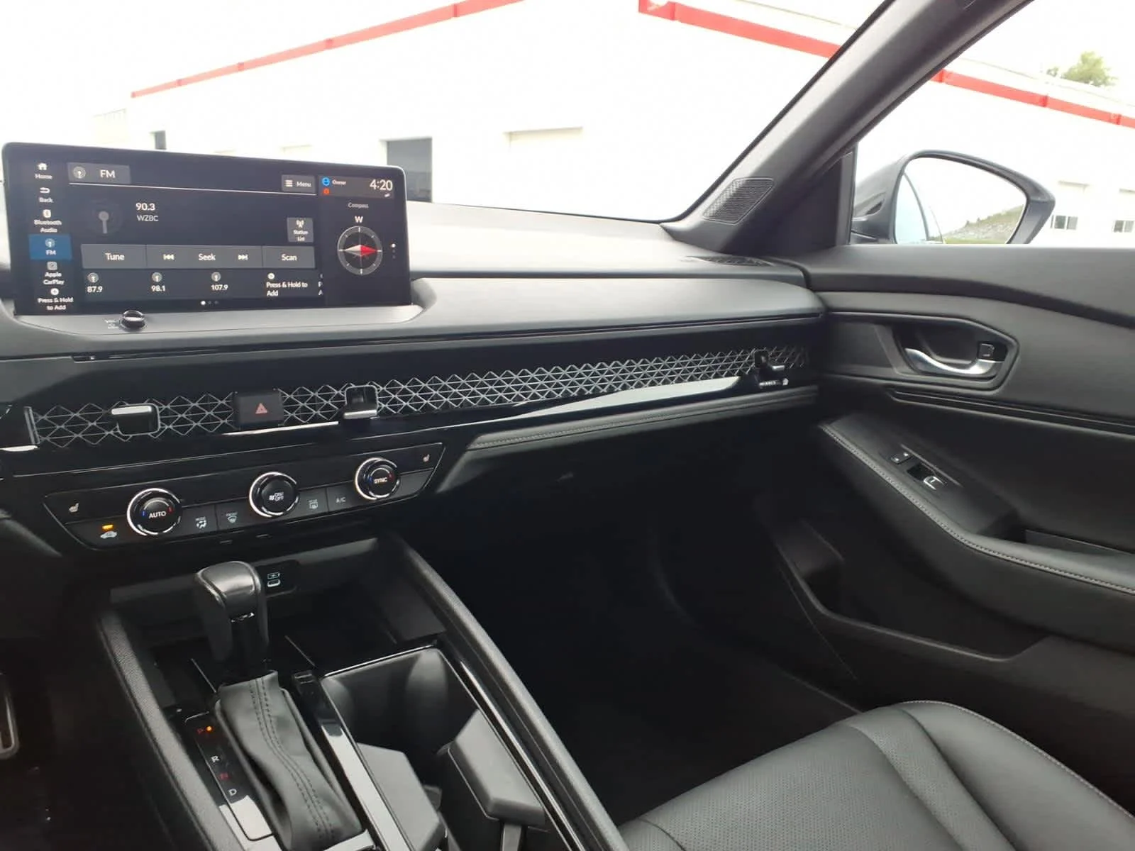 2025 Honda Accord Hybrid Sport-L - Photo 15