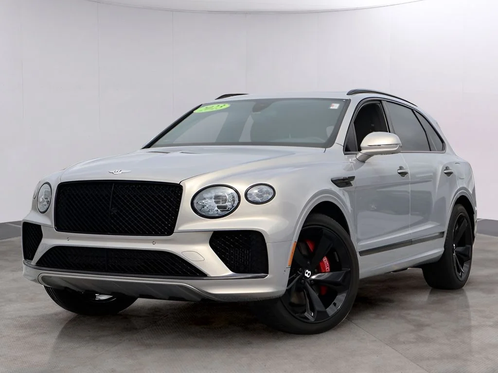 2023 Bentley Bentayga Hybrid's photo