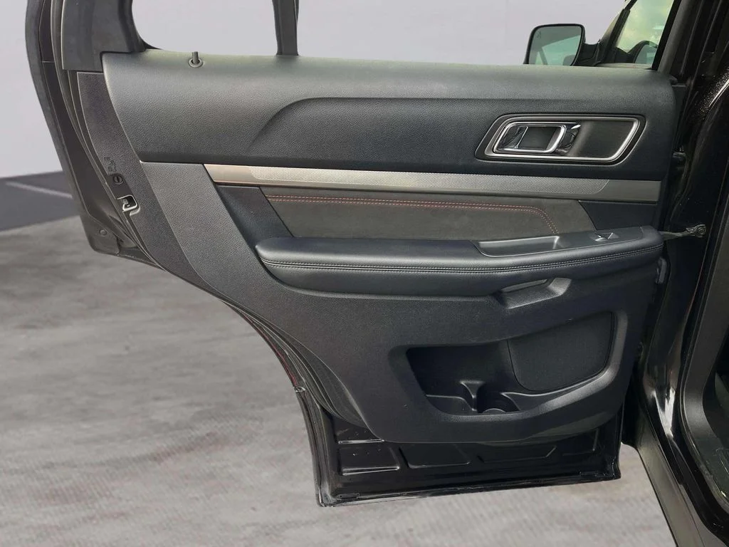 Used 2019 Agate Black Metallic Ford XLT image 26