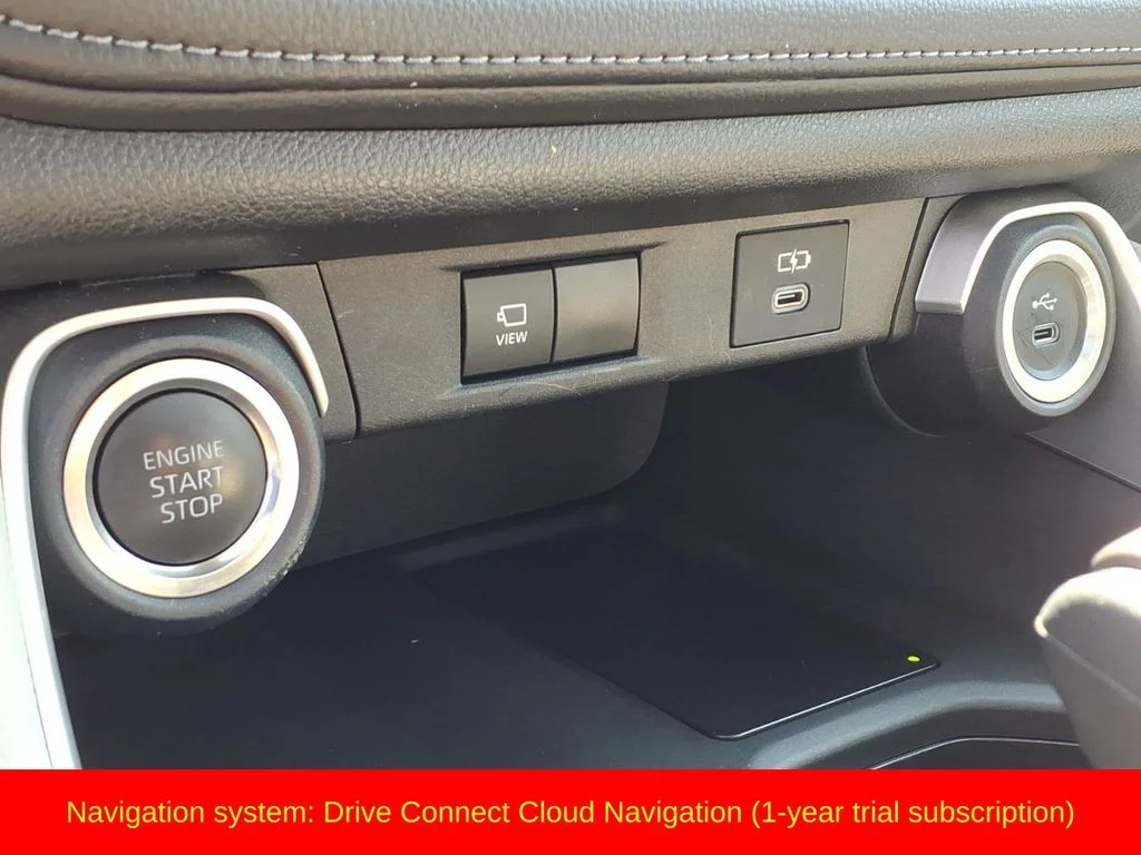 Used 2025  Toyota Limited image 11