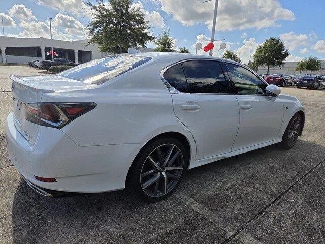 Used 2016 Ultra White Lexus F Sport image 4