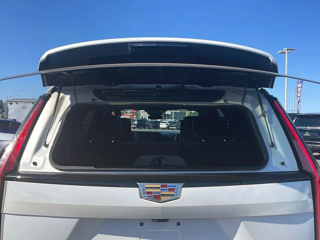 Used 2023 Crystal White Tricoat Cadillac 4WD Sport Platinum image 8