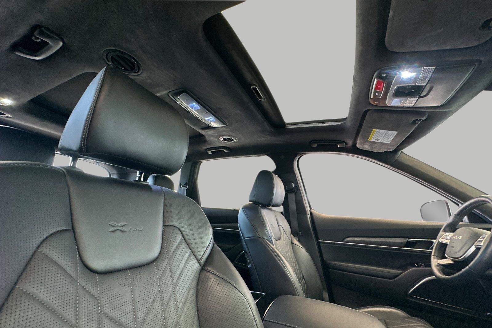 Used 2025 Gray Kia SX-Prestige X-Line image 19
