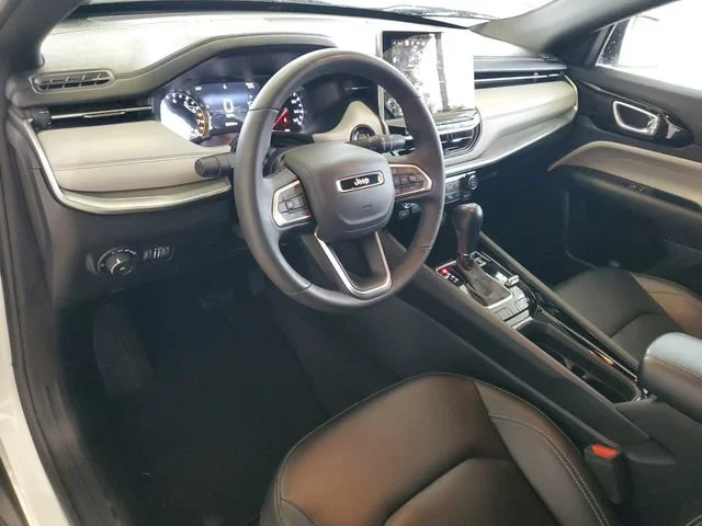 Used 2025 Bright White Cl Jeep Limited image 6