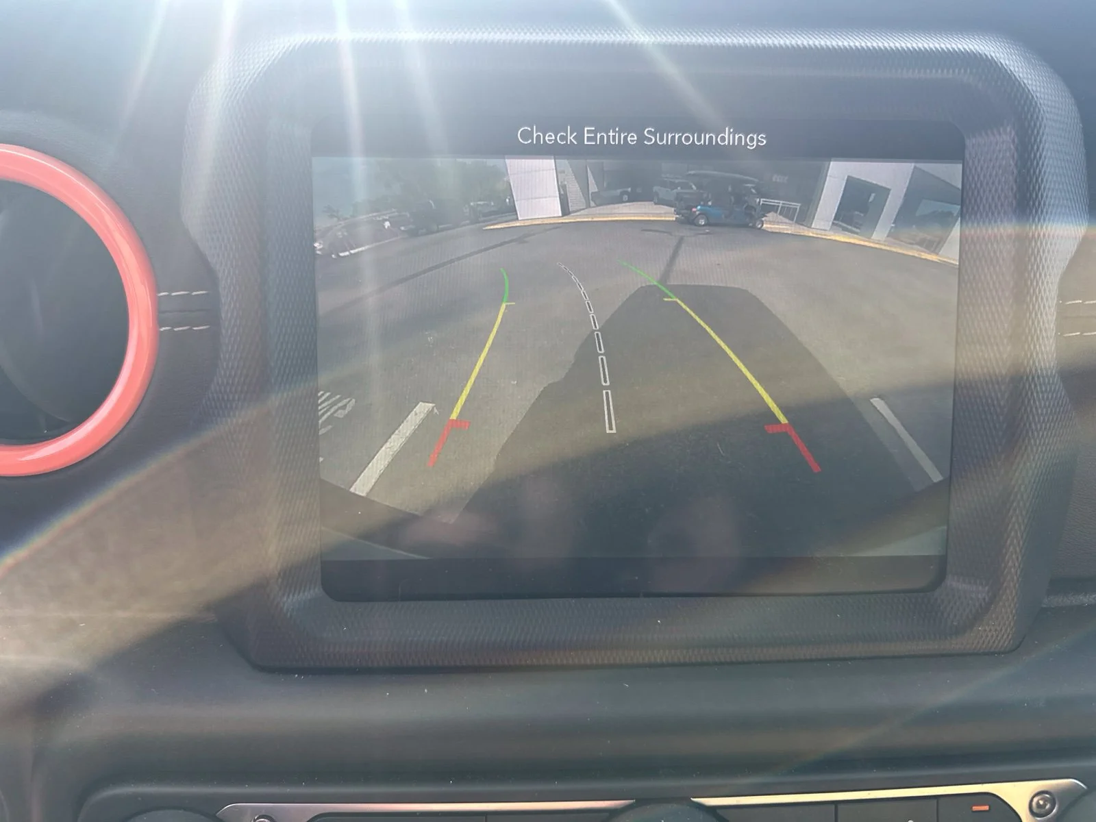 Used 2019 White Jeep Unlimited Sahara image 10