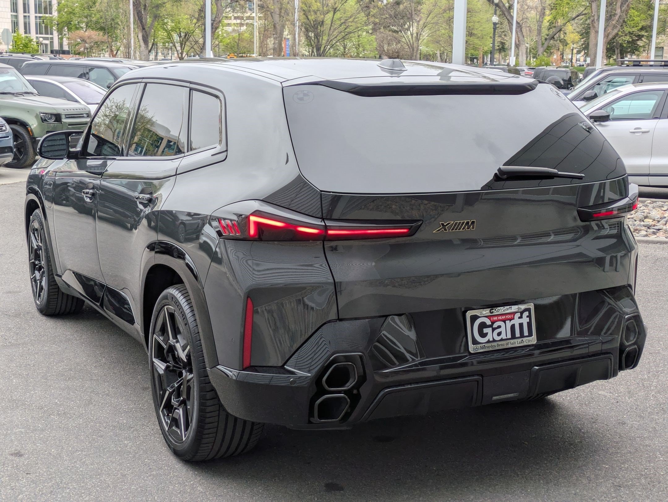 2025 BMW XM Base - Photo 7
