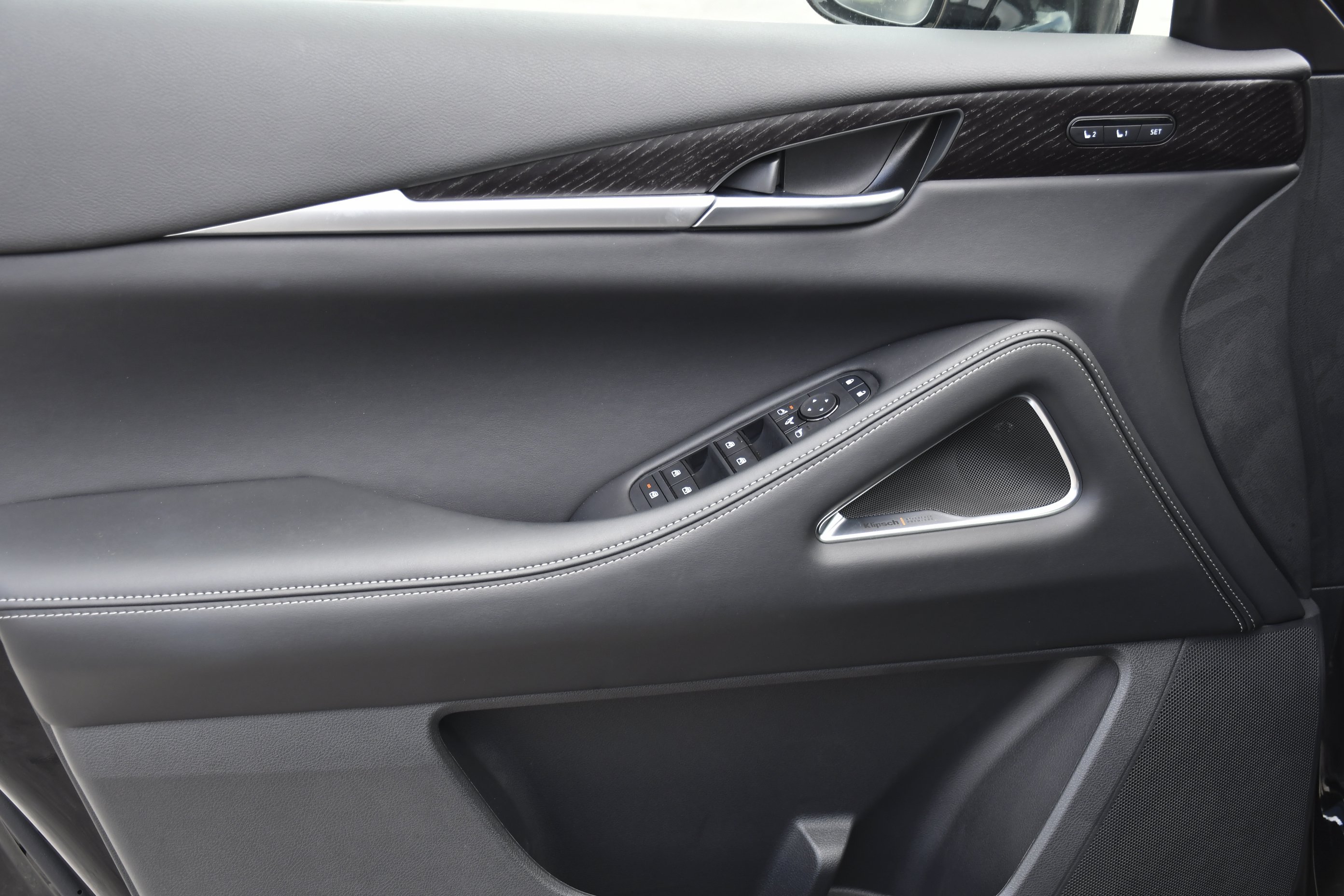 New 2027 GRAND BLUE INFINITI Autograph AWD image 26