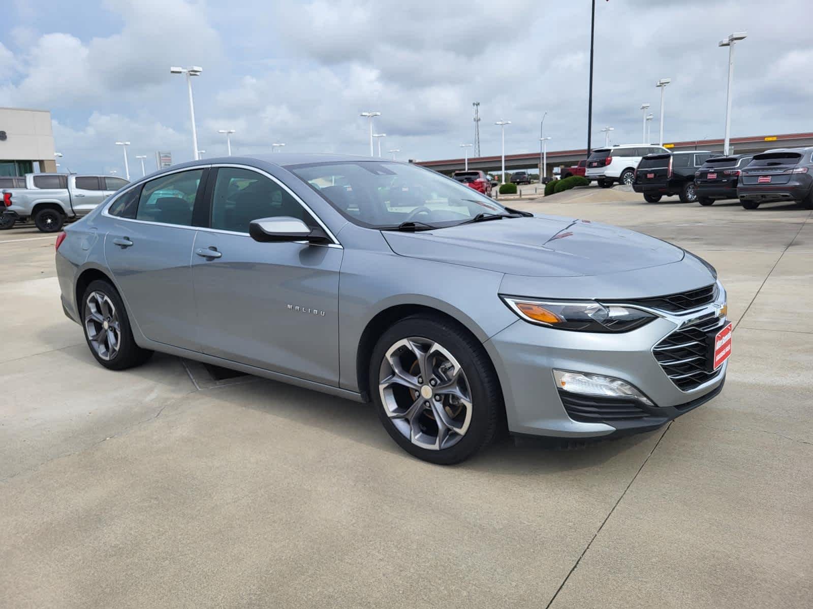 Used 2024 Sterling Gray Metallic Chevrolet LT image 7