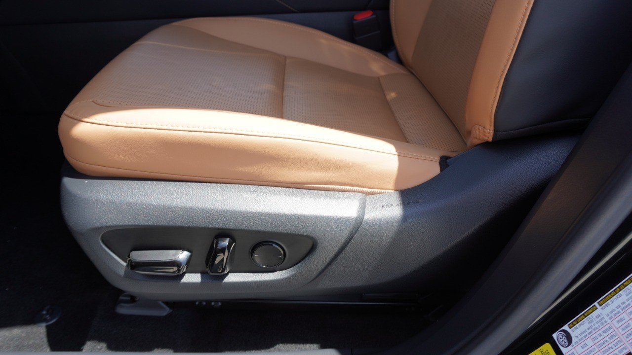 Certified Used 2025 CAVIAR Lexus RX 350 Premium image 24