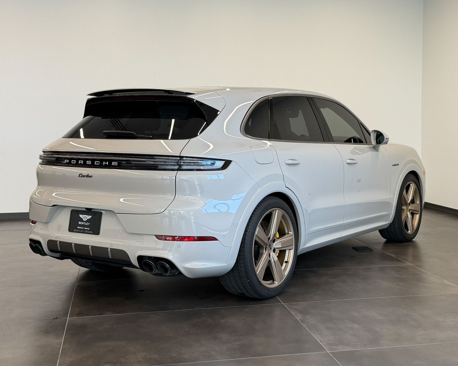 Used 2025 White Porsche Turbo image 5