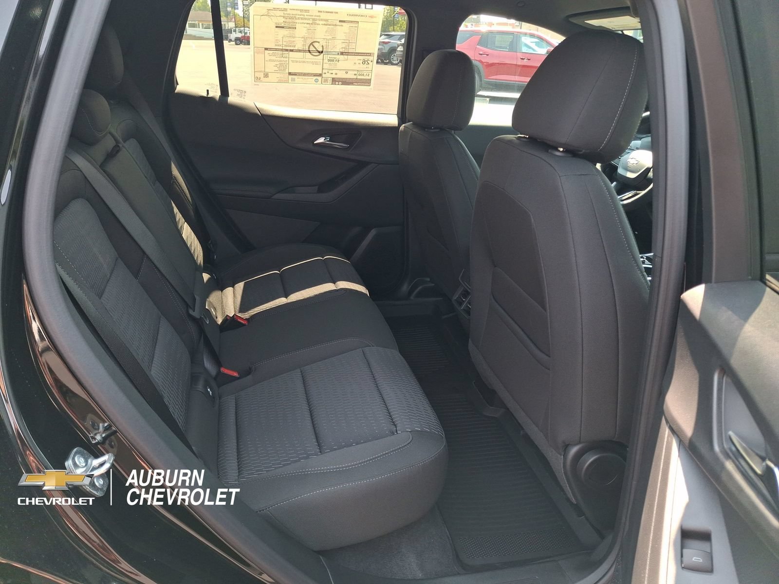 2027 Chevrolet Equinox LT - Photo 20
