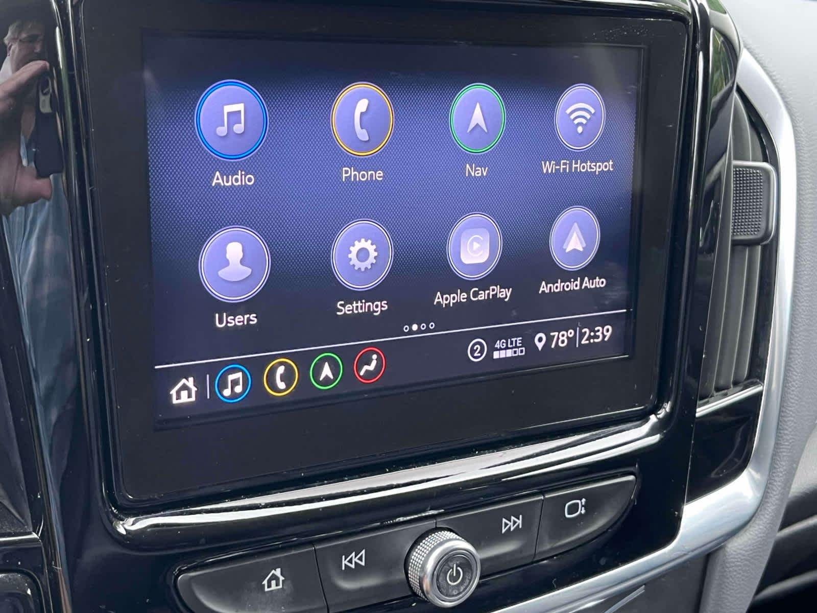 Used 2020 SILVER ICE METALLIC Chevrolet LT Leather image 23