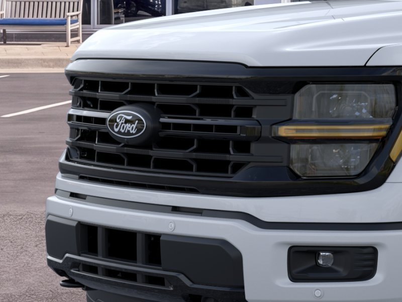 New 2026 Oxford White Ford XLT image 47