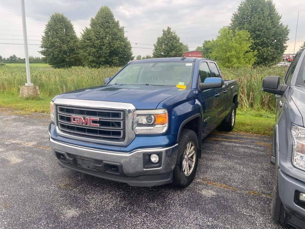 Used 2015 Stone Blue Metallic GMC SLE image 3