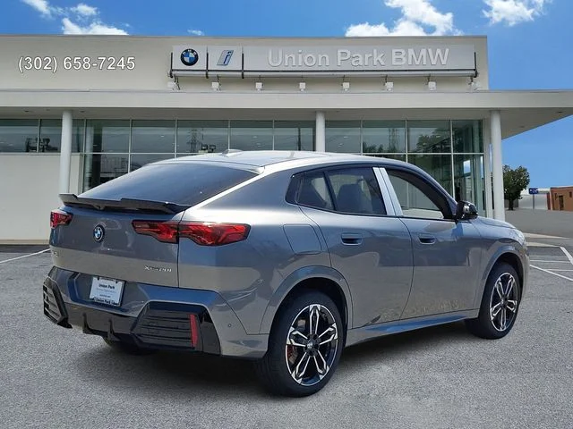 New 2026 Skyscraper Grey Metallic BMW xDrive28i image 4
