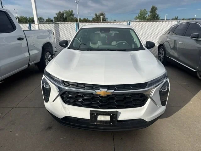 Used 2024 Summit White Chevrolet LS image 2