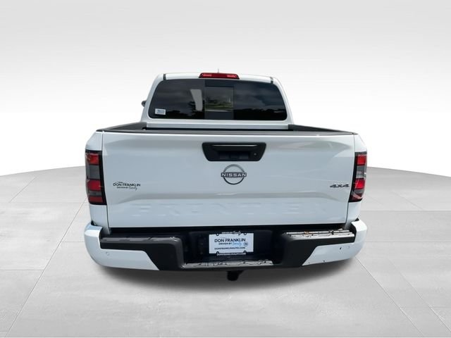 New 2026 White Nissan SV image 7