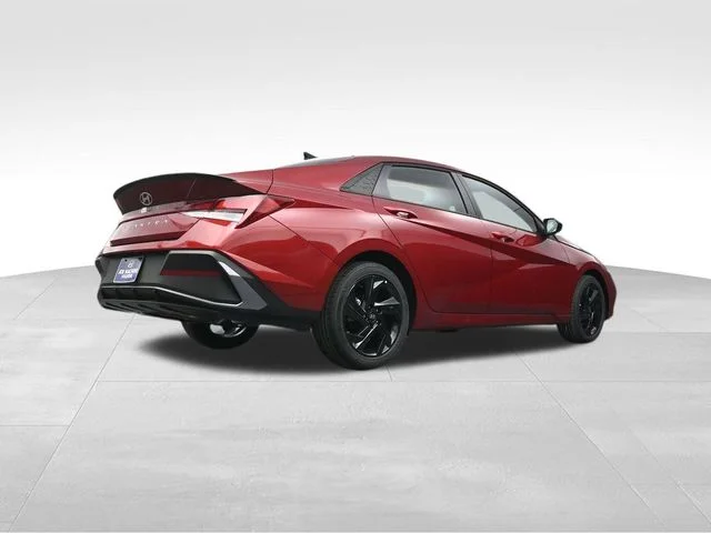 Used 2026 Red Hyundai SEL Sport image 36