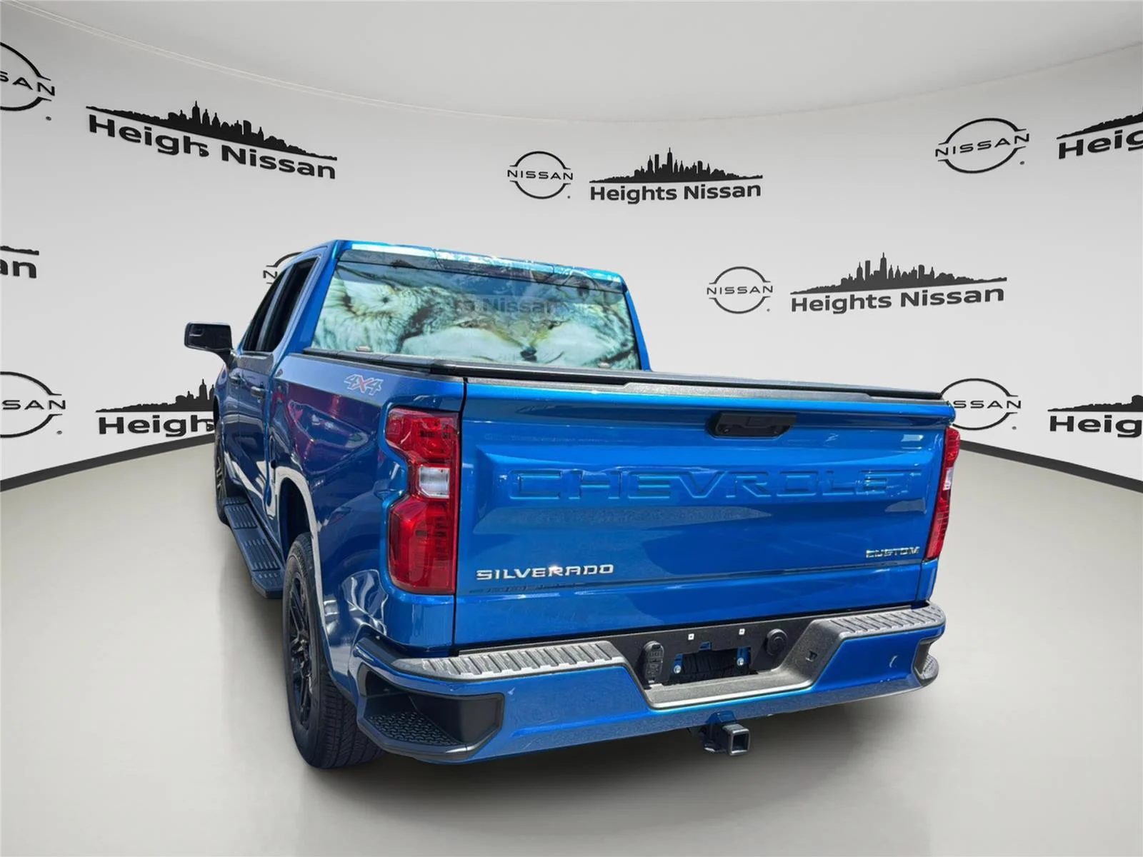 Used 2023 Glacier Blue Metallic Chevrolet Custom image 3