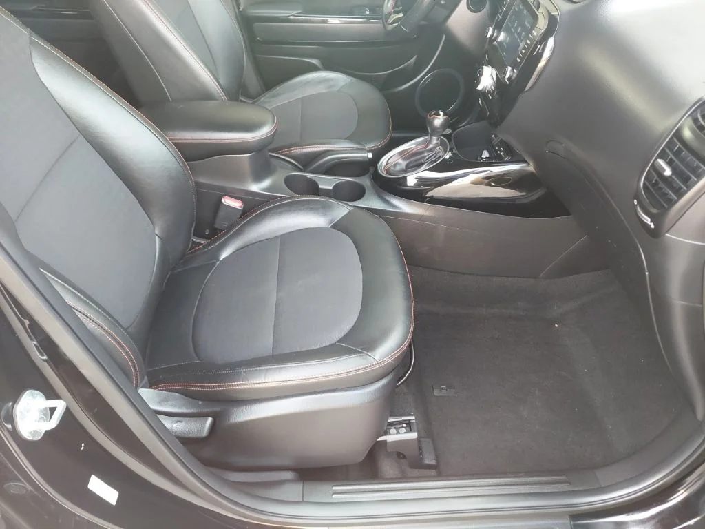 Used 2018 Black Kia Exclaim image 31