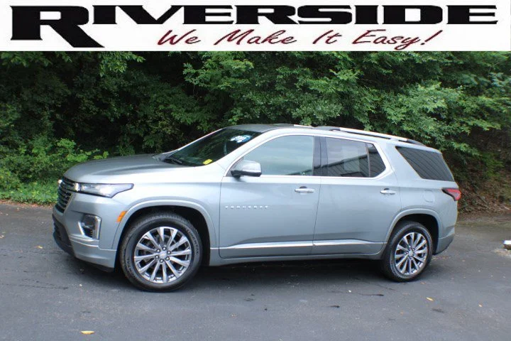 Used 2023 Sterling Gray Metallic Chevrolet Premier image 4