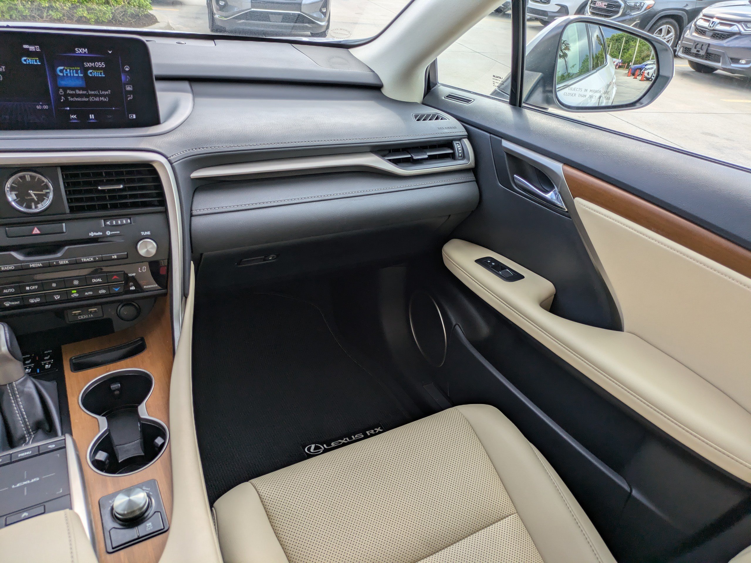 2021 Lexus RX 350 - Photo 16