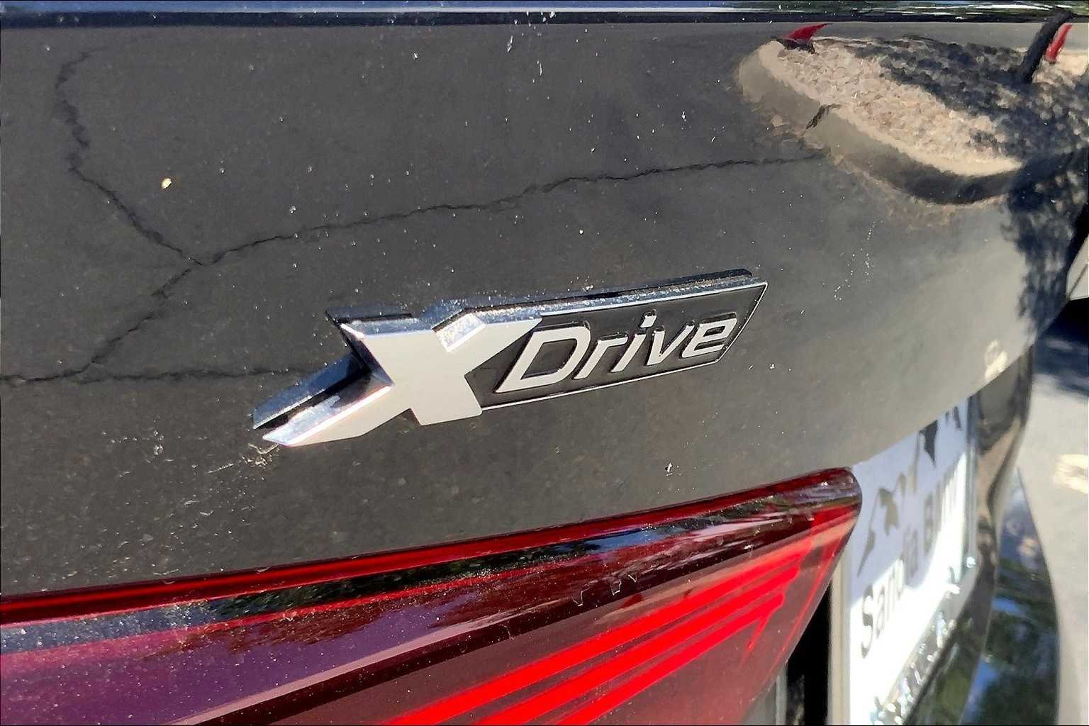 Certified Used 2026 Black Sapphire Metallic BMW M440i xDrive image 15