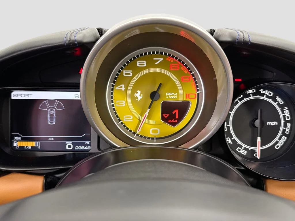 Used 2015  Ferrari T image 39