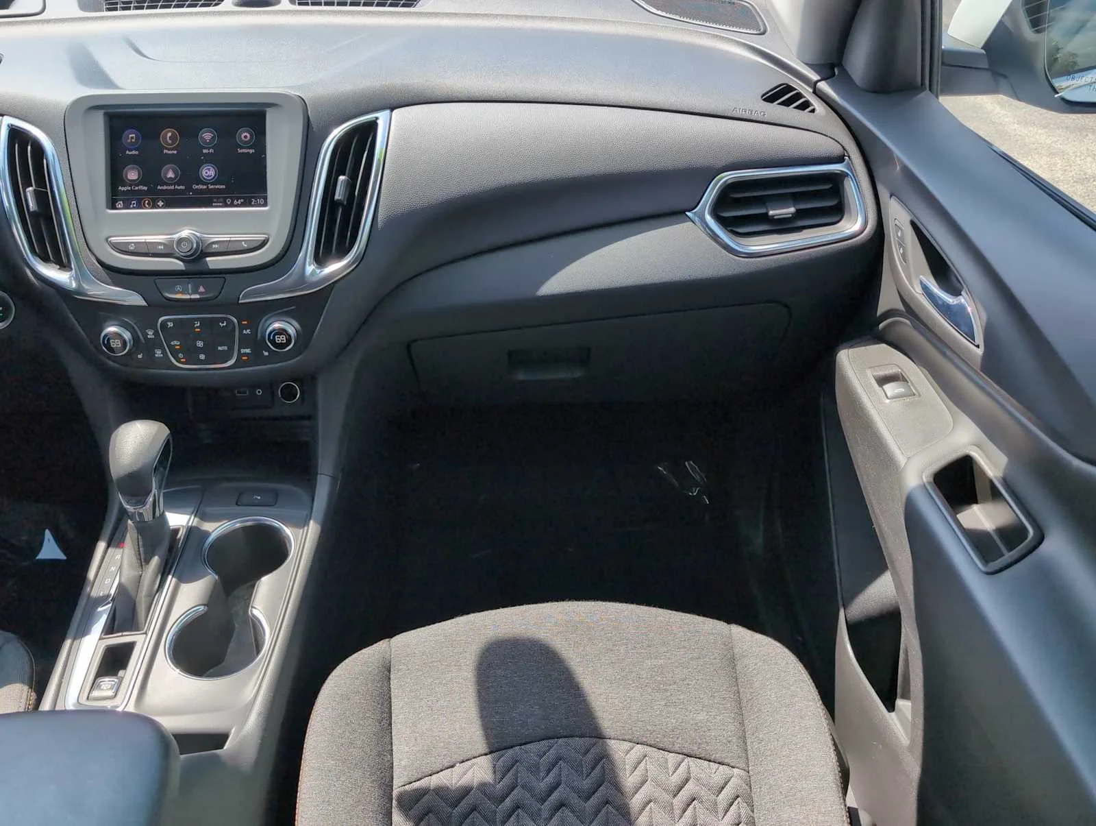 Used 2024 Summit White Chevrolet LT image 27
