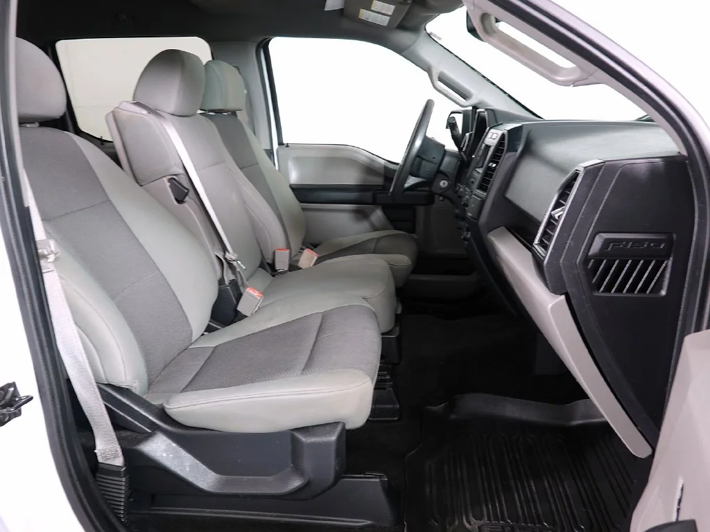 Used 2018 White Ford XL image 14
