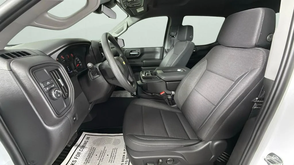 Used 2026 White Chevrolet Custom image 17