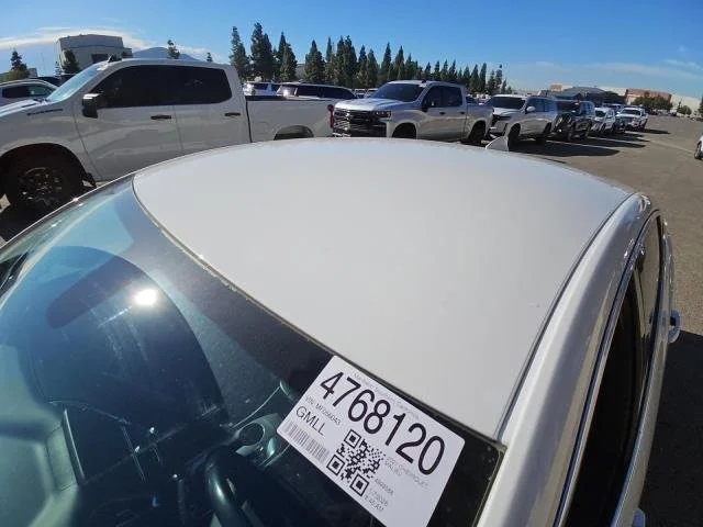 Used 2021 SUMMIT WHITE Chevrolet LT image 11