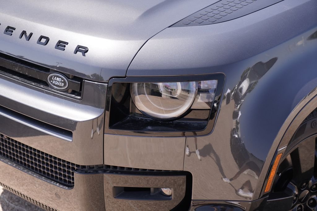 New 2026 Carpathian Grey Land Rover V8 image 2