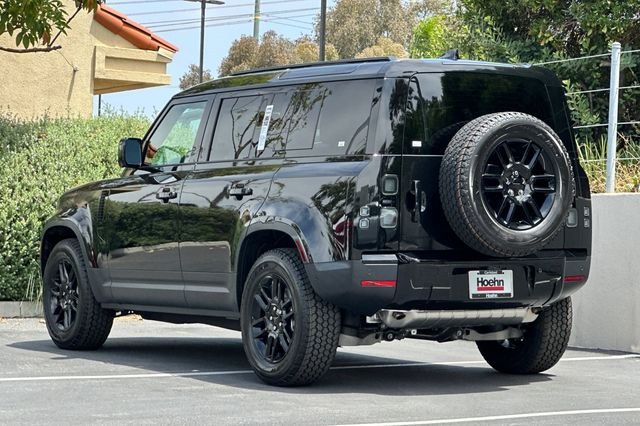New 2026 Santorini Black Land Rover S image 3