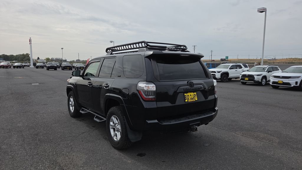 Used 2019 Black Toyota SR5 Premium image 12