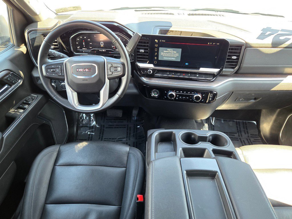 2024 GMC Sierra 1500 SLT - Photo 19