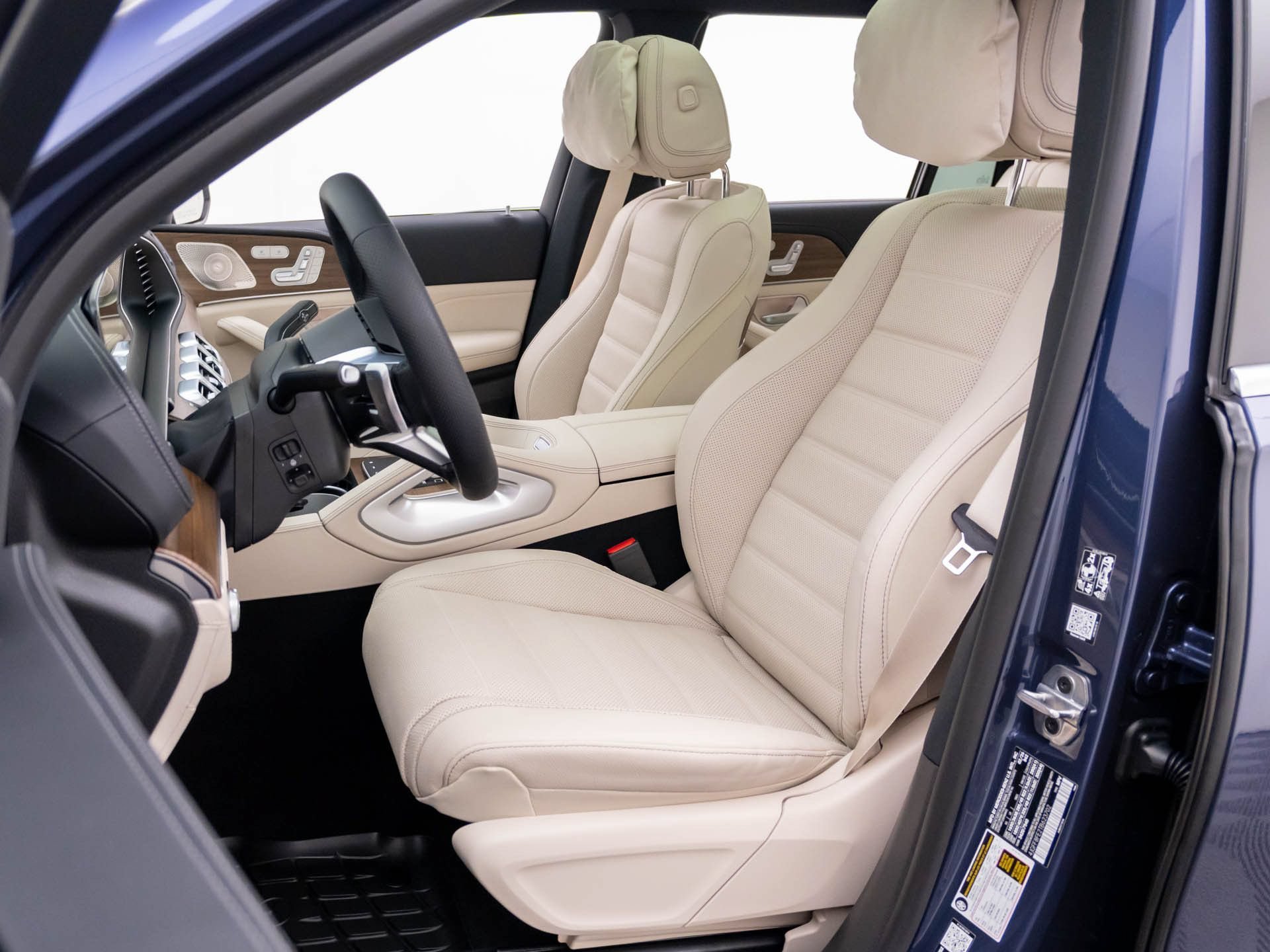 New 2026 Twilight Blue Metallic Mercedes-Benz GLS 580 image 58
