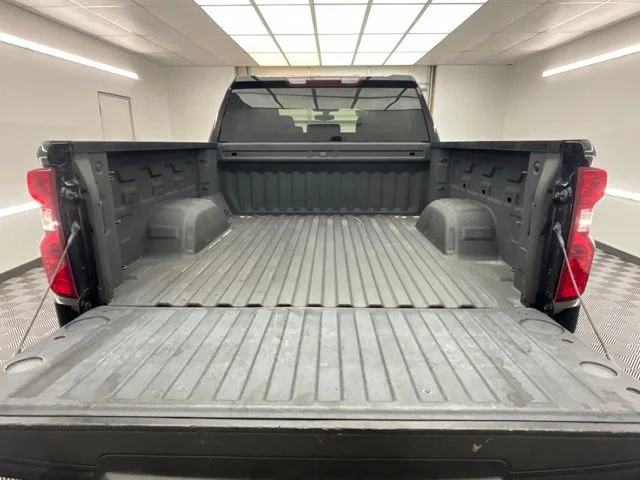 Used 2021 Black Chevrolet LT image 22