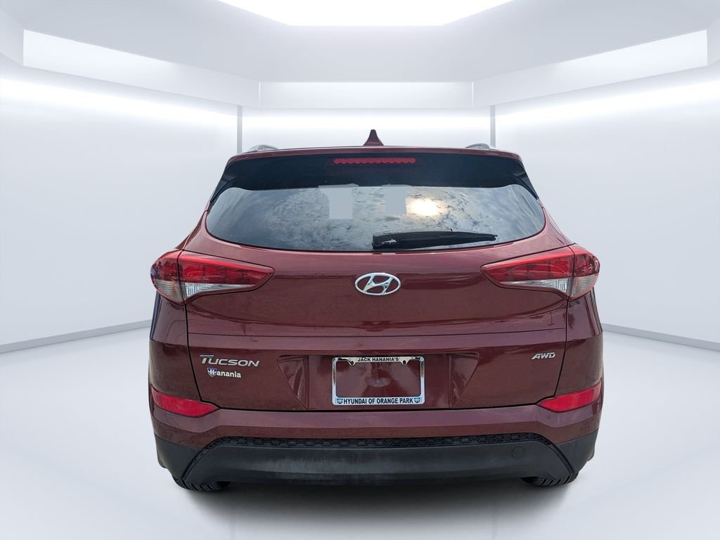 Used 2018 Red Hyundai SEL Plus image 4