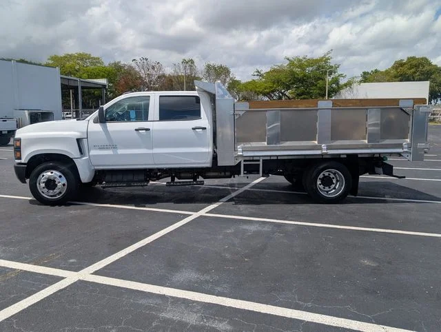 Used 2024 White Chevrolet Work Truck image 4