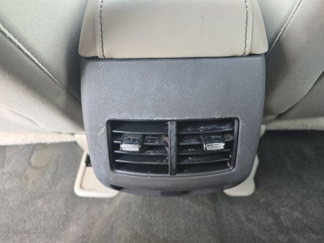Used 2013 White Ford SEL image 33
