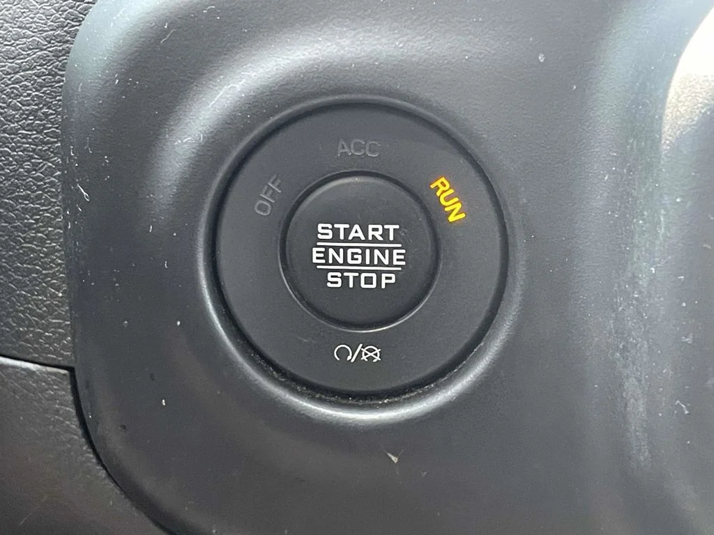 Used 2022 Green Jeep Mojave image 33