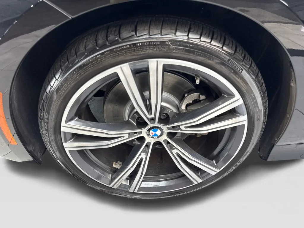 Used 2023 Black BMW 330i image 85