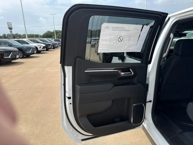 2026 GMC Sierra 1500 SLE - Photo 13