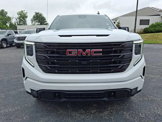New 2026 Summit White GMC Elevation image 2