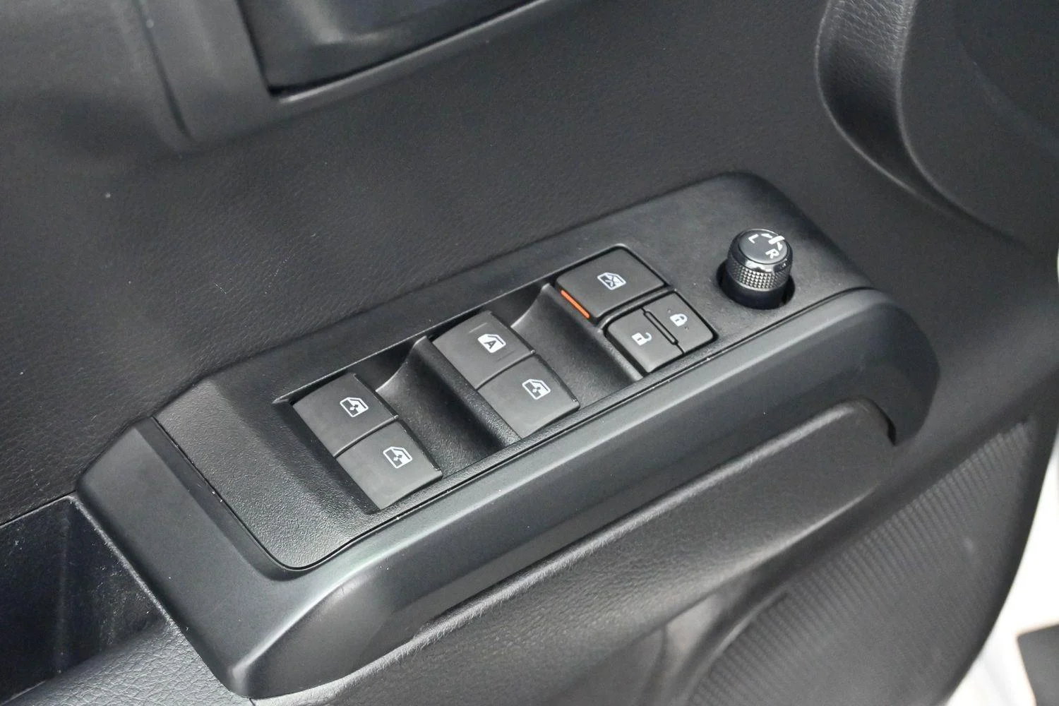 Used 2023 White Toyota SR image 10