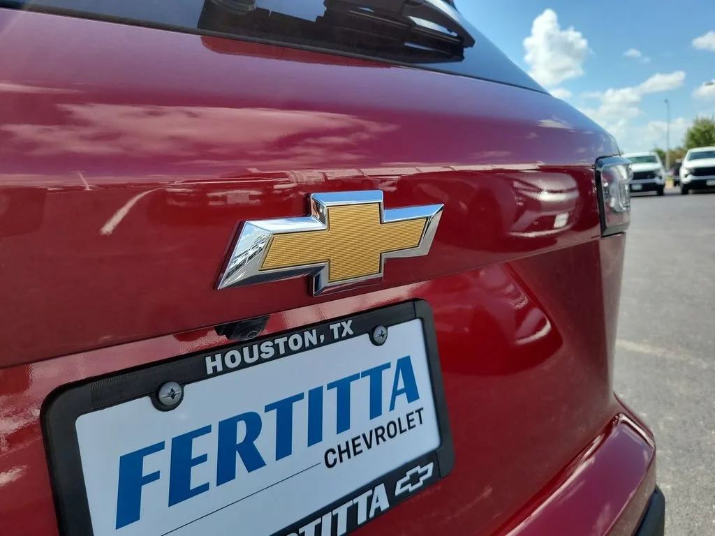 Certified Used 2026 Radiant Red Tintcoat Chevrolet LT image 32
