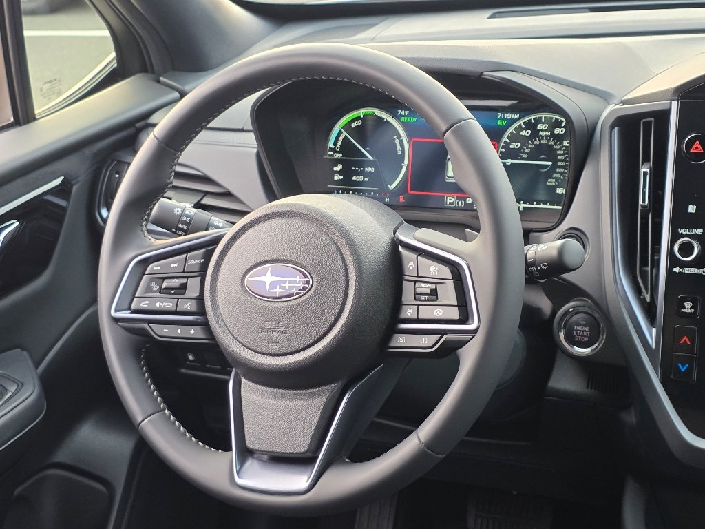 Used 2025 River Rock Pearl Subaru Limited image 26