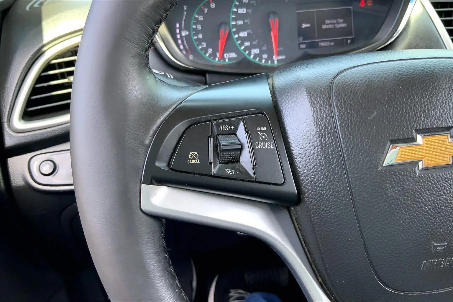 Used 2017 Silver Ice Metallic Chevrolet LT image 24