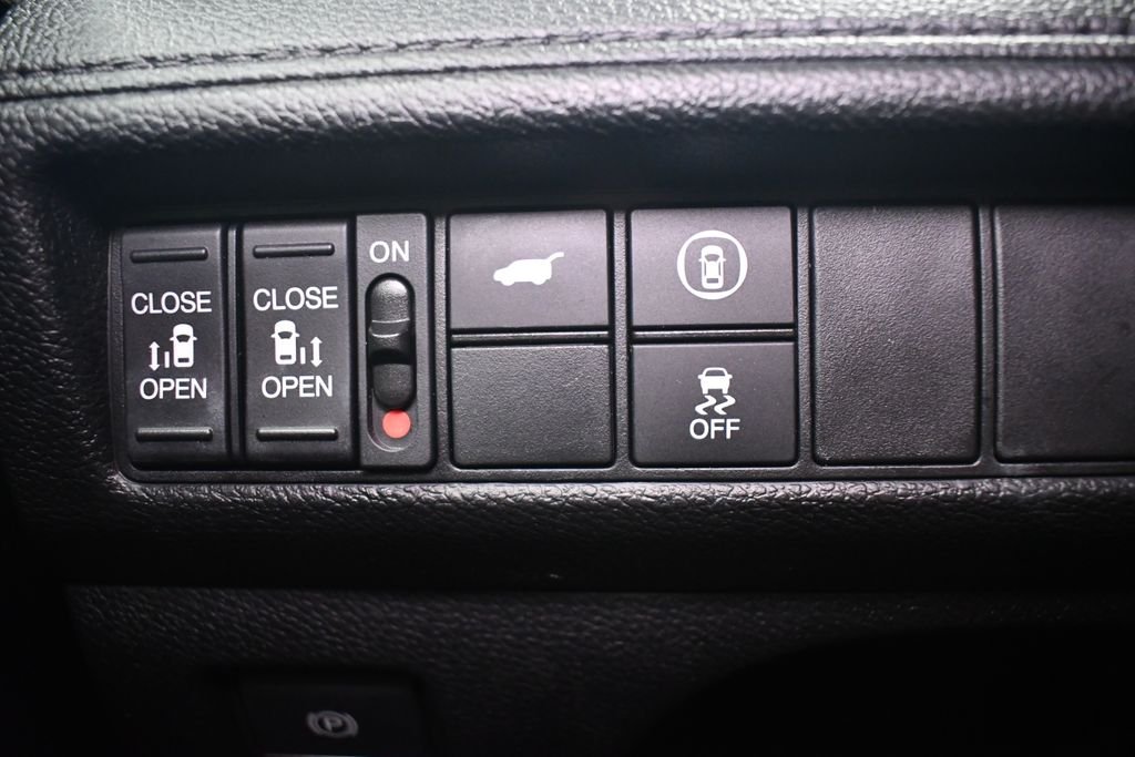 2023 Honda Odyssey EX-L - Photo 21